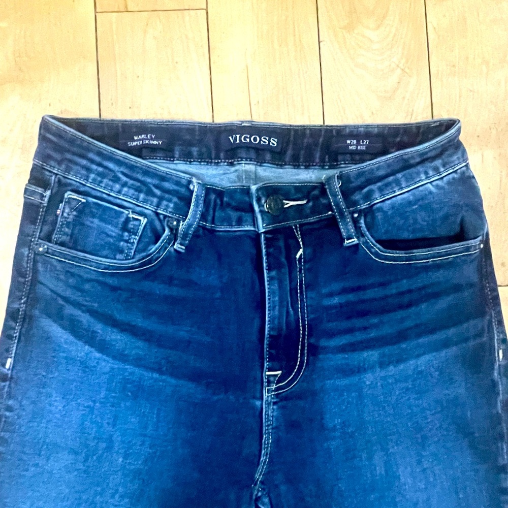 Mid Rise Jeans - Picture 8 of 8